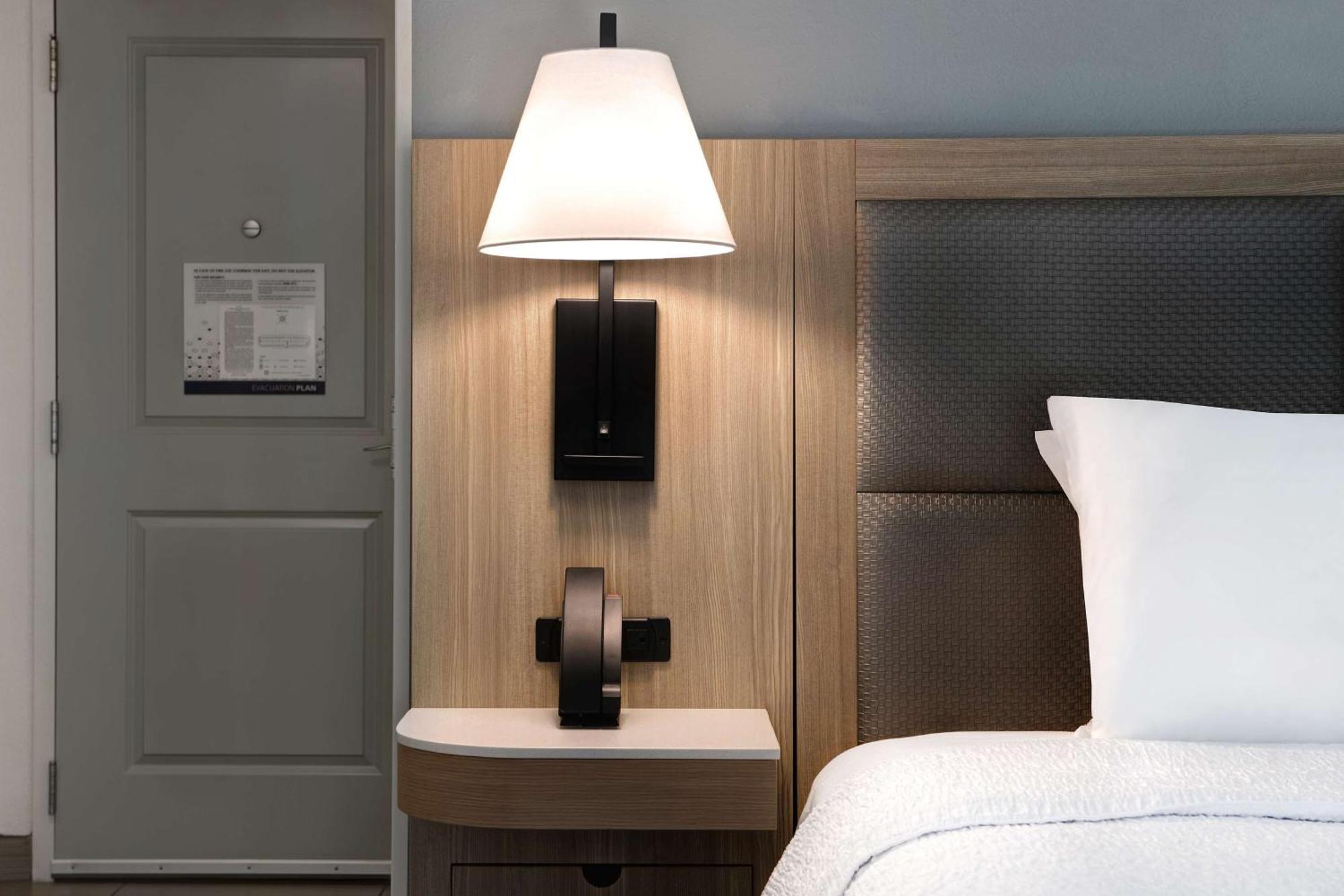 Hampton Inn Anderson/Alliance Business Park Eksteriør bilde